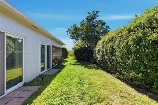 5723 NW 87th Ave, Tamarac, FL 33321 - Photo 24