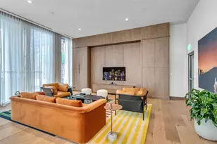 11 NE 6th St, Miami, FL 33132 - Photo 32