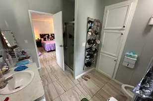 19800 SW 180th Ave, Miami, FL 33187 - Photo 12