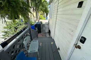 19800 SW 180th Ave, Miami, FL 33187 - Photo 36