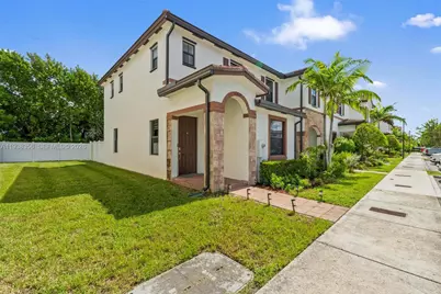10513 W 32nd Ln, Hialeah, FL 33018 - Photo 1