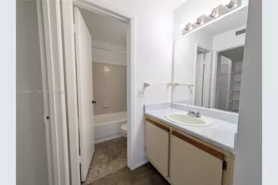 4521 W McNab Rd #21, Pompano Beach, FL 33069 - Photo 18