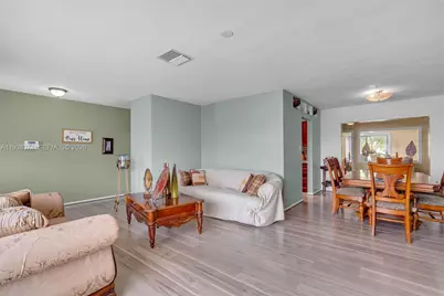 7500 NW 66th Ter, Tamarac, FL 33321 - Photo 6