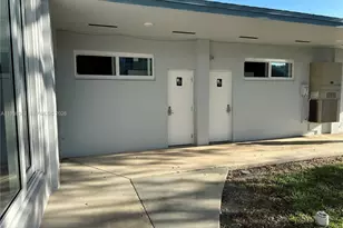2420 Park Ln, Hollywood, FL 33021 - Photo 38