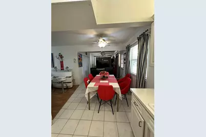 2420 Park Ln #102, Hollywood, FL 33021 - Photo 4