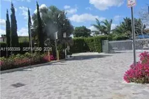 1789 NE Miami Gardens Dr, Miami, FL 33179 - Photo 6