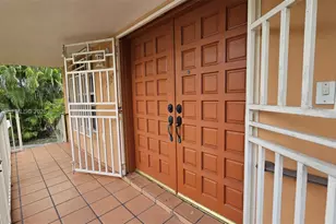 2912 SW 38th Ct, Miami, FL 33134 - Photo 2