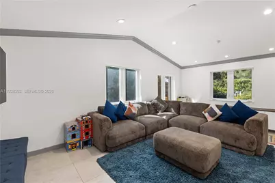 3001 SW 4th Ave, Miami, FL 33129 - Photo 18
