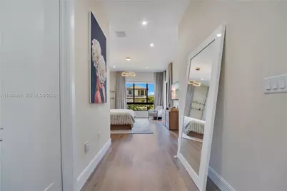 8279 NW 43rd St, Doral, FL 33166 - Photo 16