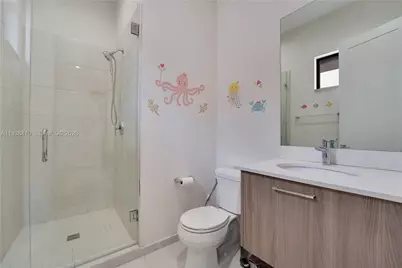 8279 NW 43rd St, Doral, FL 33166 - Photo 20