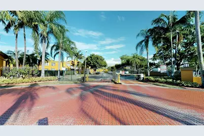 9735 Fontainebleau Blvd #G308, Miami, FL 33172 - Photo 12
