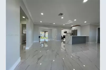 740 NE 181st St, Miami, FL 33162 - Photo 6