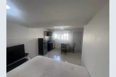 2021 Wilmington St, Opa-Locka, FL 33054 - Photo 10