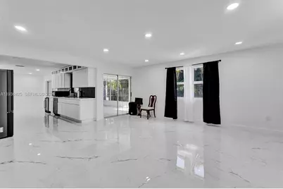 860 NW 207th St #0, Miami Gardens, FL 33169 - Photo 32