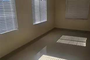 451 S 19th Ave, Hollywood, FL 33020 - Photo 4