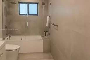 1201 Diplomat Pkwy, Hollywood, FL 33019 - Photo 10