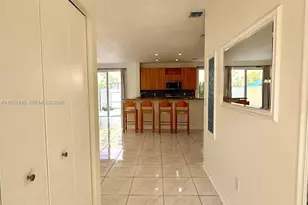 1355 NW 154th Ln, Pembroke Pines, FL 33028 - Photo 4