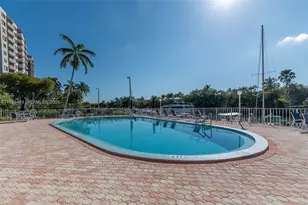 100 Edgewater Dr, Coral Gables, FL 33133 - Photo 12