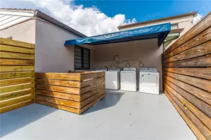 157 Curtiss Pkwy, Miami Springs, FL 33166 - Photo 24