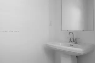 1780 SE 9th Ave, Homestead, FL 33034 - Photo 6