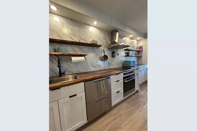 1860 Venice Park Dr #105, North Miami, FL 33181 - Photo 4