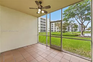 10710 NW 66th St, Doral, FL 33178 - Photo 36