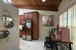 3415 Freedom Dr, Hollywood, FL 33021 - Photo 22