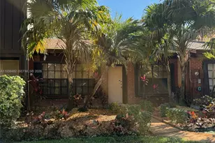 3415 Freedom Dr, Hollywood, FL 33021 - Photo 2