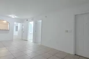 2921 SE 13th Ave, Homestead, FL 33035 - Photo 2