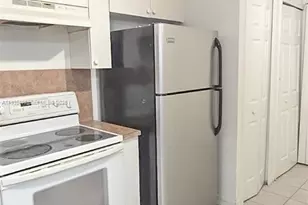 2921 SE 13th Ave, Homestead, FL 33035 - Photo 4