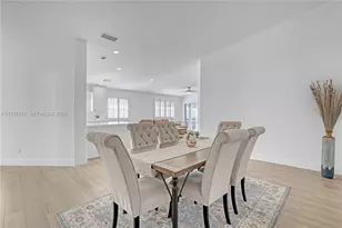 907 SW Balmoral Trce, Stuart, FL 34997 - Photo 6