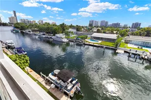 455 Paradise Isle Blvd, Hallandale Beach, FL 33009 - Photo 44