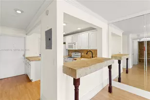 455 Paradise Isle Blvd, Hallandale Beach, FL 33009 - Photo 8