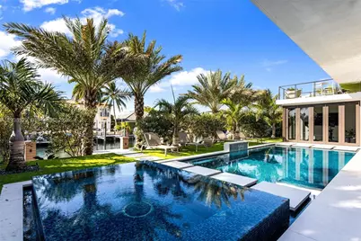 13000 N Bayshore Dr, North Miami, FL 33181 - Photo 24