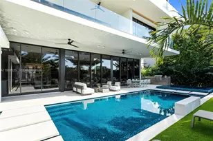 13000 N Bayshore Dr, North Miami, FL 33181 - Photo 22