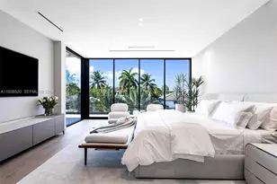 13000 N Bayshore Dr, North Miami, FL 33181 - Photo 40