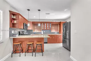 8261 SW 27th St, Miami, FL 33155 - Photo 10