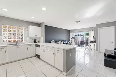 15474 SW 32nd Ter, Miami, FL 33185 - Photo 6