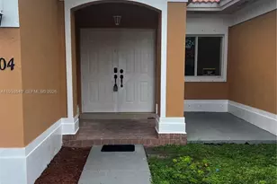 1304 SE 7th Ct, Homestead, FL 33033 - Photo 2