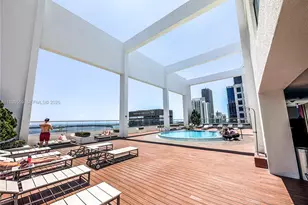 500 Brickell Ave, Miami, FL 33131 - Photo 8