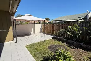 12144 SW 110th St Cir W, Miami, FL 33186 - Photo 22