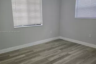 780 W 74th Pl, Hialeah, FL 33014 - Photo 18