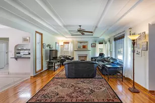 1000 NE 116th St, Biscayne Park, FL 33161 - Photo 14