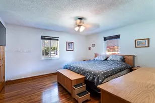 1000 NE 116th St, Biscayne Park, FL 33161 - Photo 6