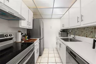 2350 NE 135th St, North Miami, FL 33181 - Photo 8