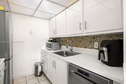2350 NE 135th St #1006, North Miami, FL 33181 - Photo 8