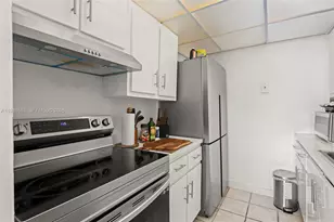 2350 NE 135th St, North Miami, FL 33181 - Photo 10