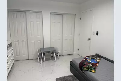 2837 W 75th St, Hialeah, FL 33018 - Photo 18