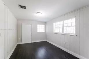 1315 NE 203 St, Miami, FL 33179 - Photo 16