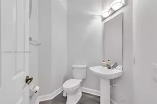 558 NW 118th Ave, Coral Springs, FL 33071 - Photo 20